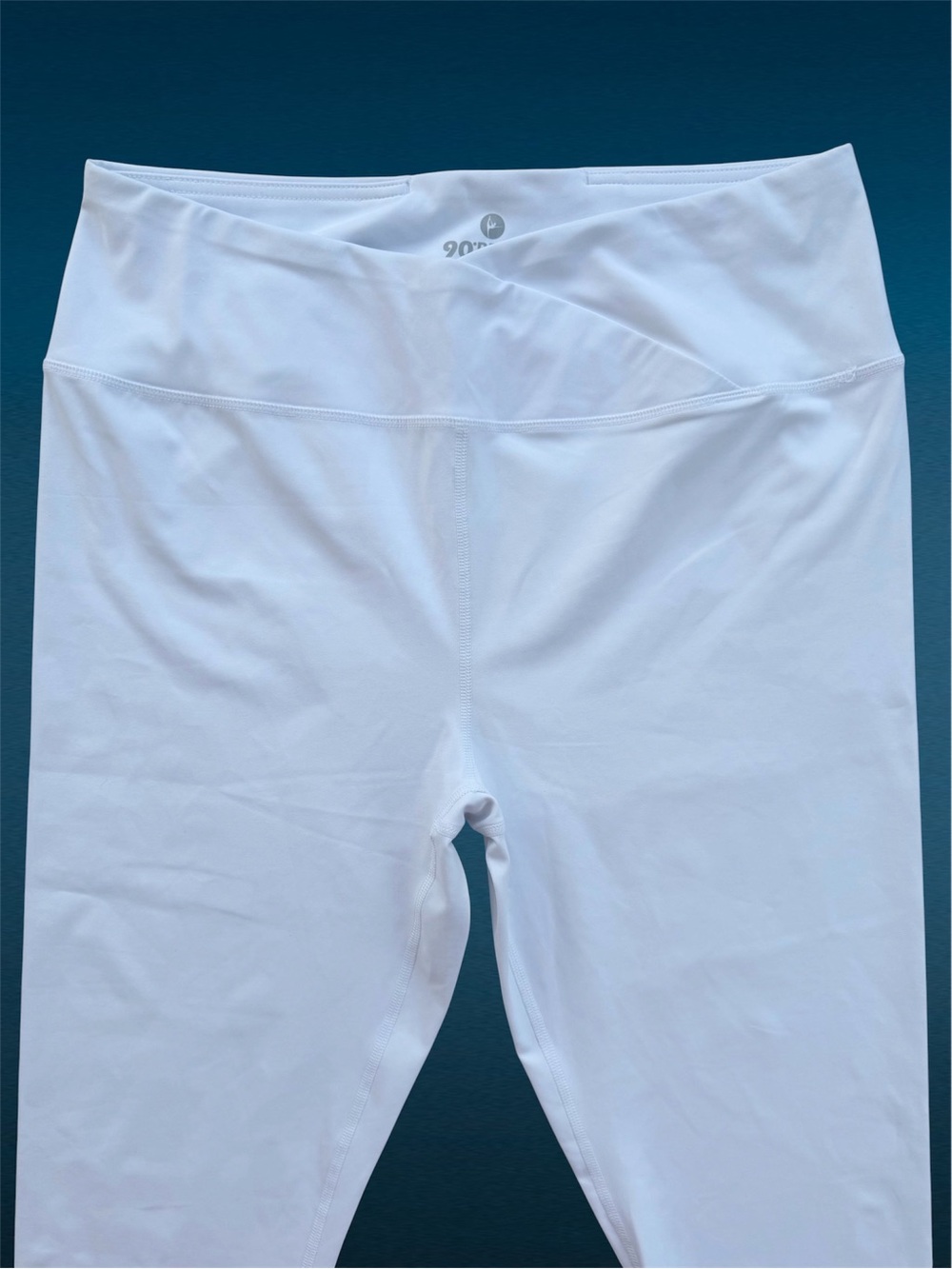 90 Degree White Wonderlink High-Rise Crossover Waistband Capri Leggings XXL - Picture 3 of 6